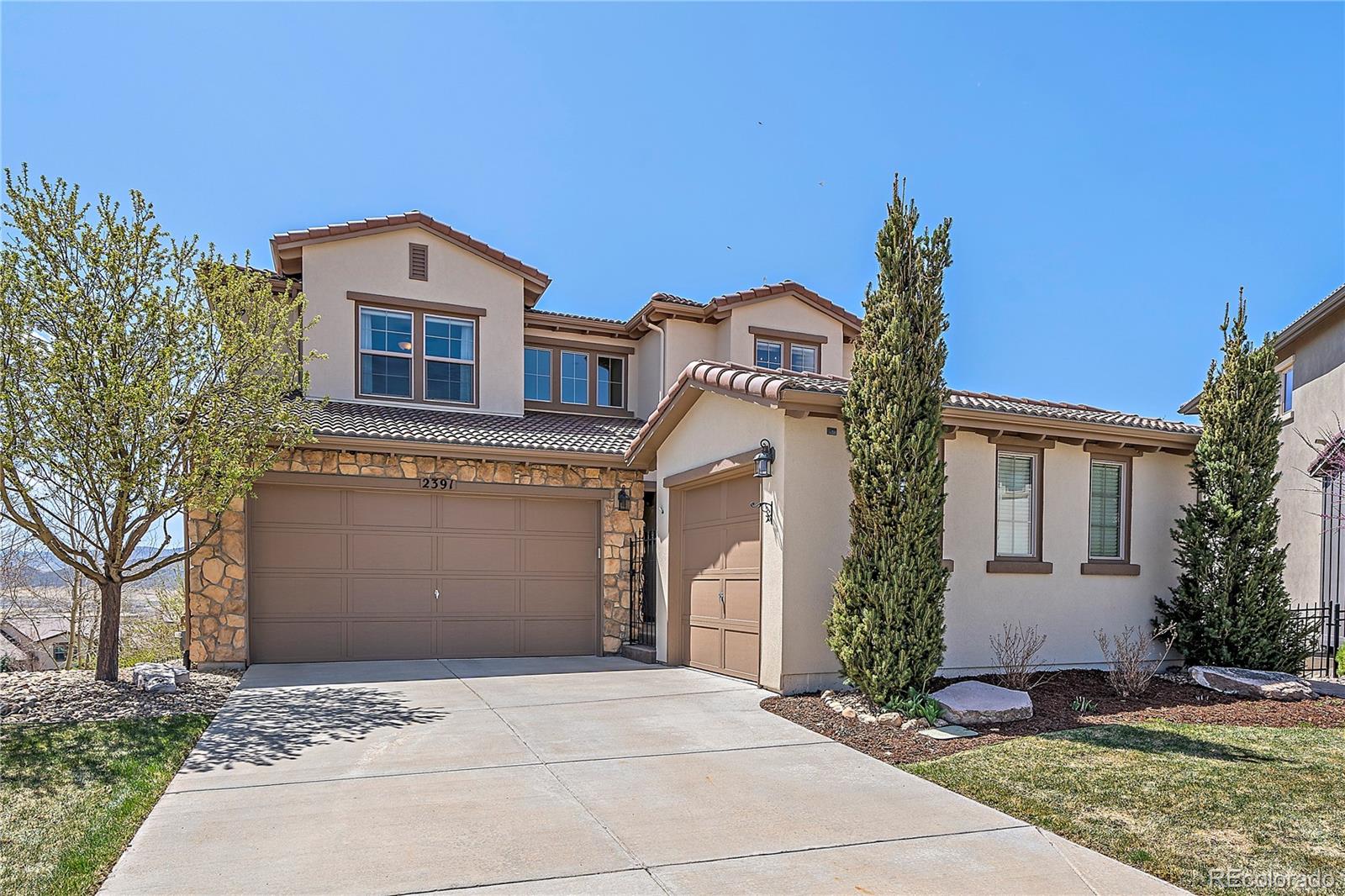 2391 S Loveland Way