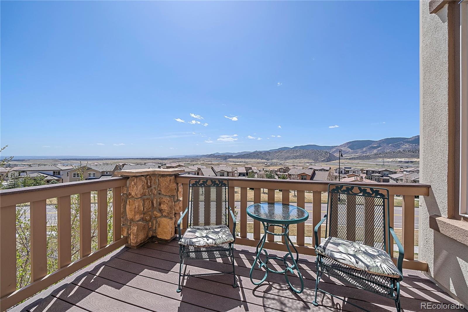 2391 S Loveland Way