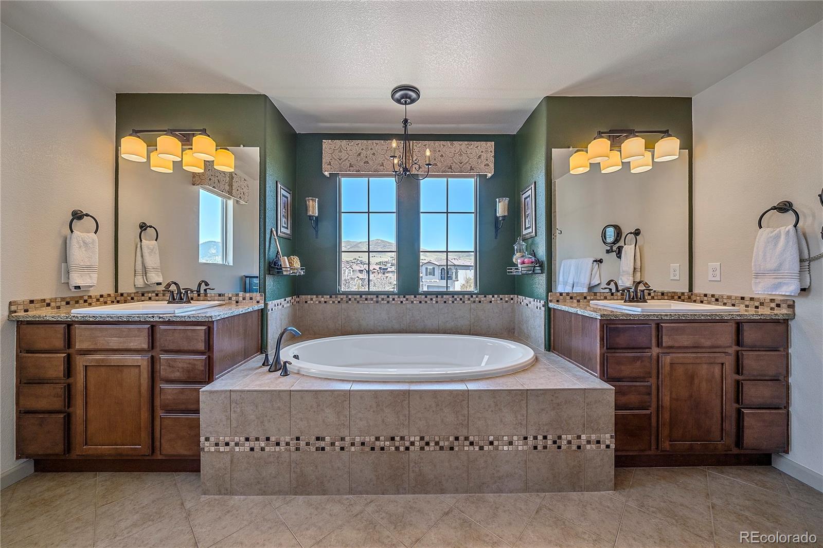 2391 S Loveland Way
