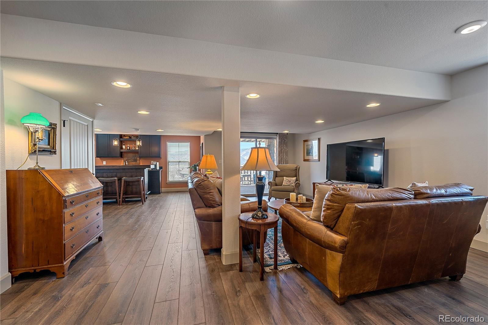 2391 S Loveland Way
