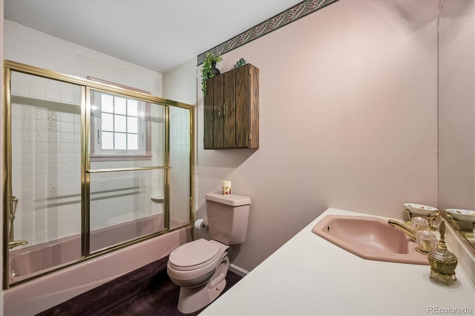 210 Lookout View Court
