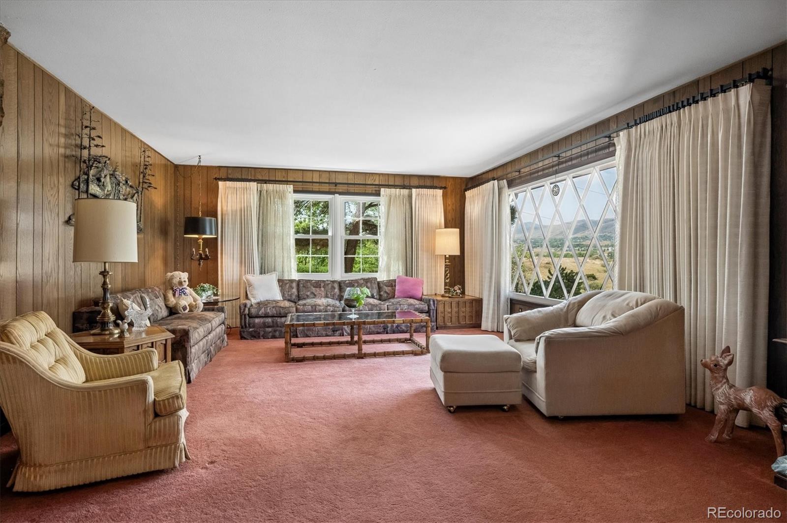 210 Lookout View Court