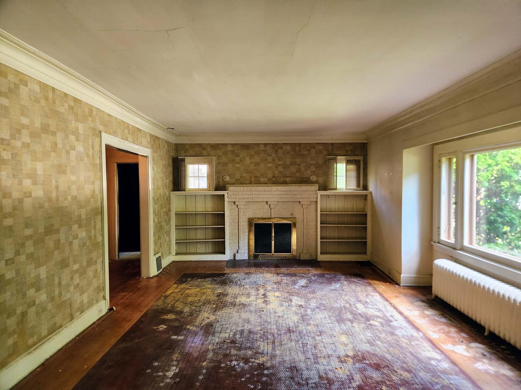 2716 Kenilworth Place