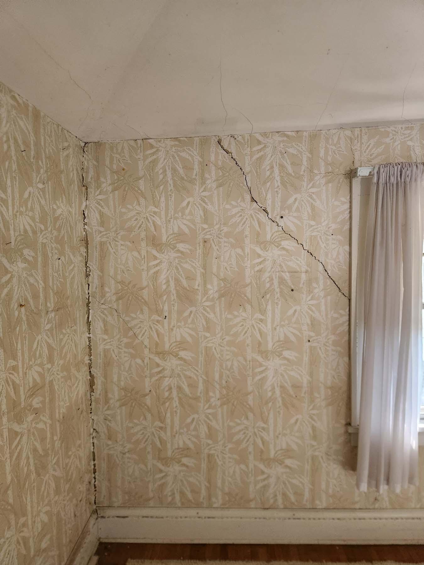 2716 Kenilworth Place