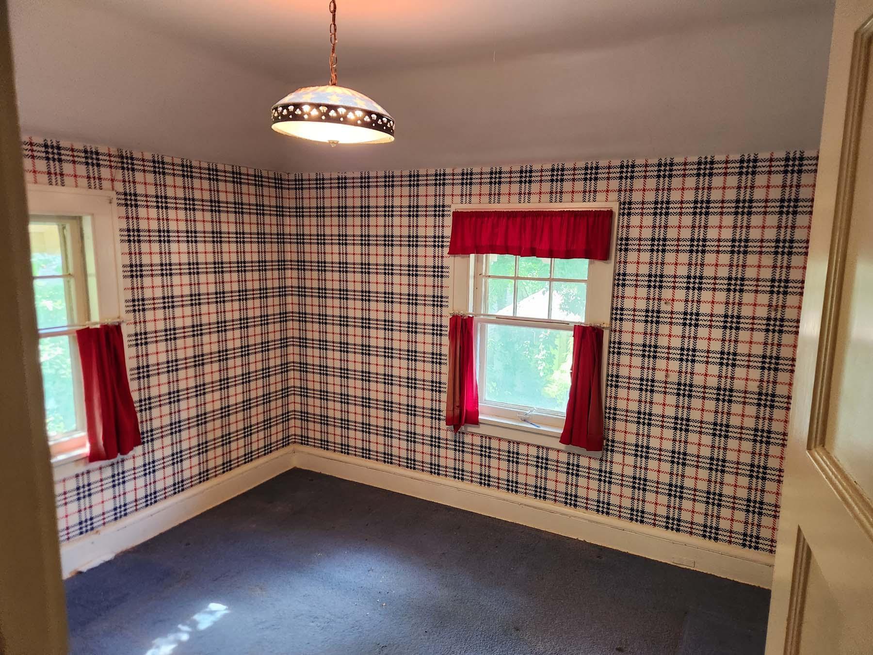 2716 Kenilworth Place