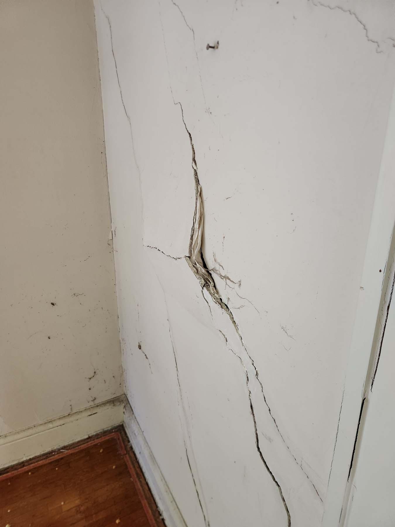 2716 Kenilworth Place