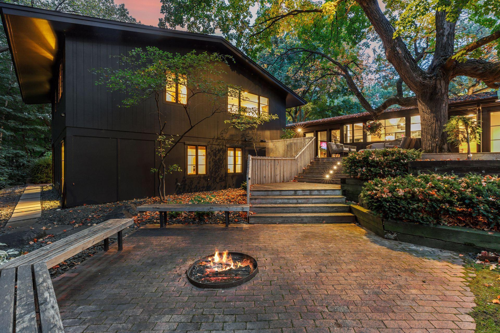 20025 Manor Road