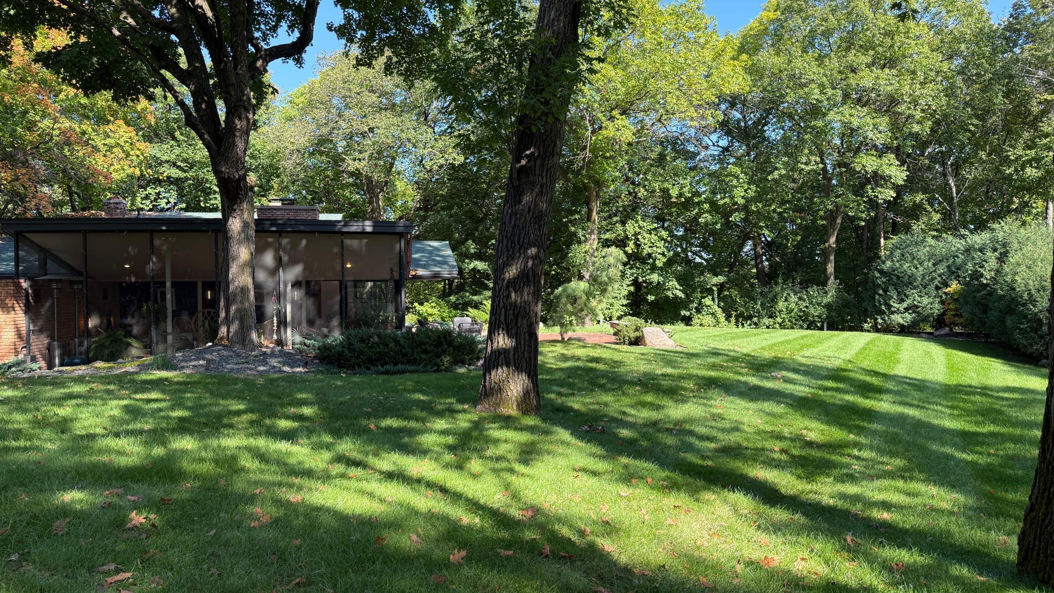 20025 Manor Road