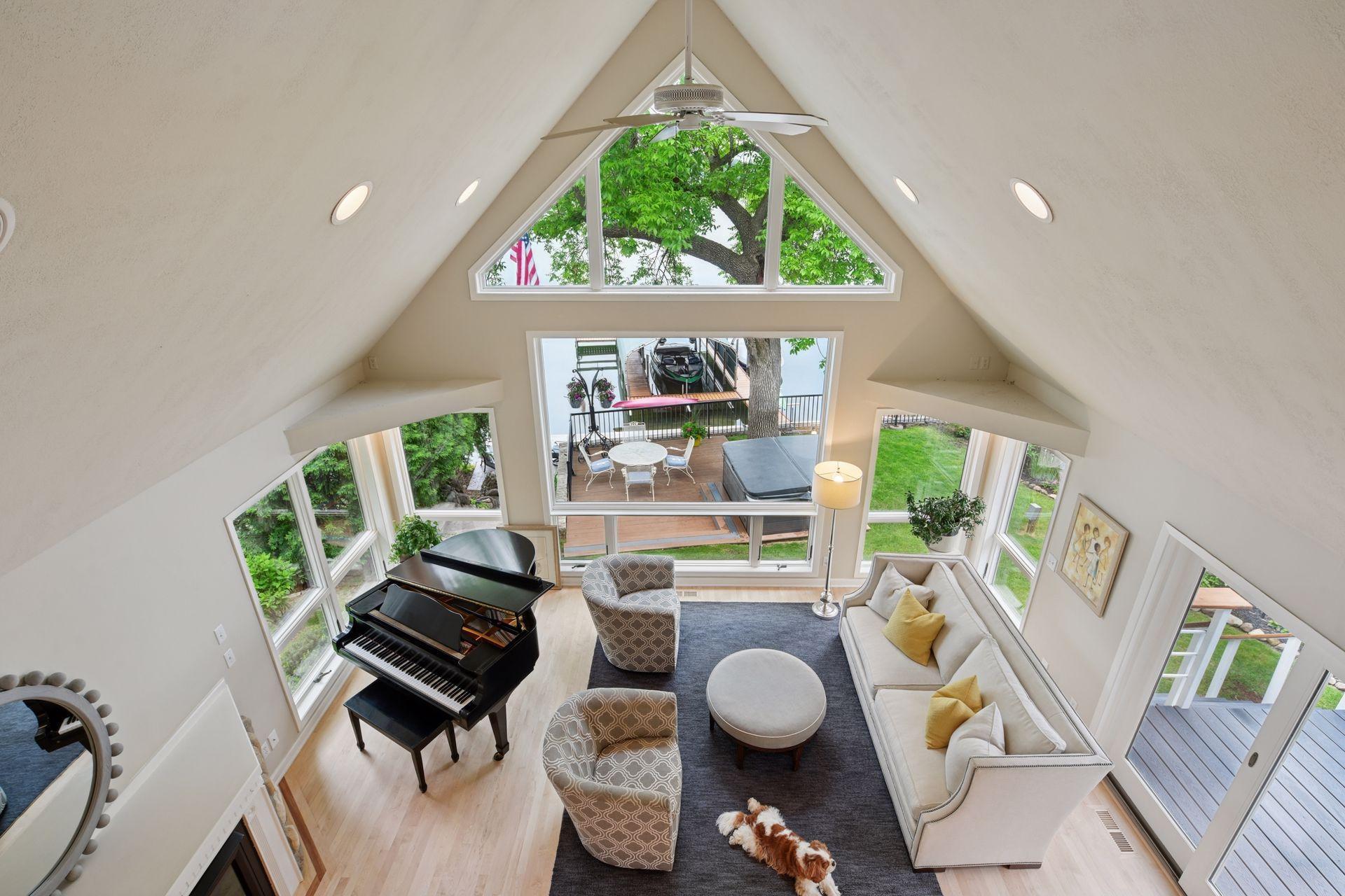 5125 Greenwood Circle