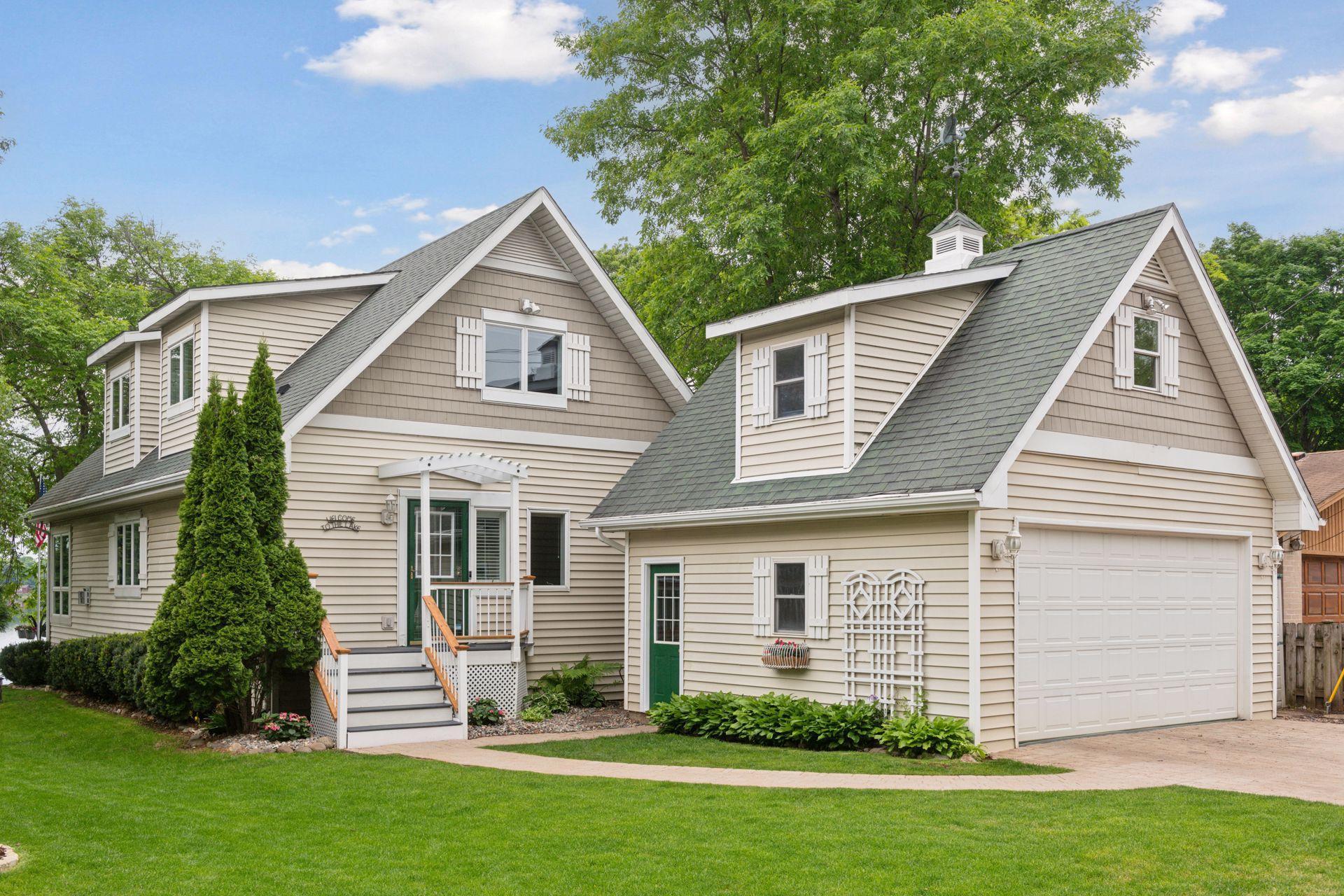 5125 Greenwood Circle