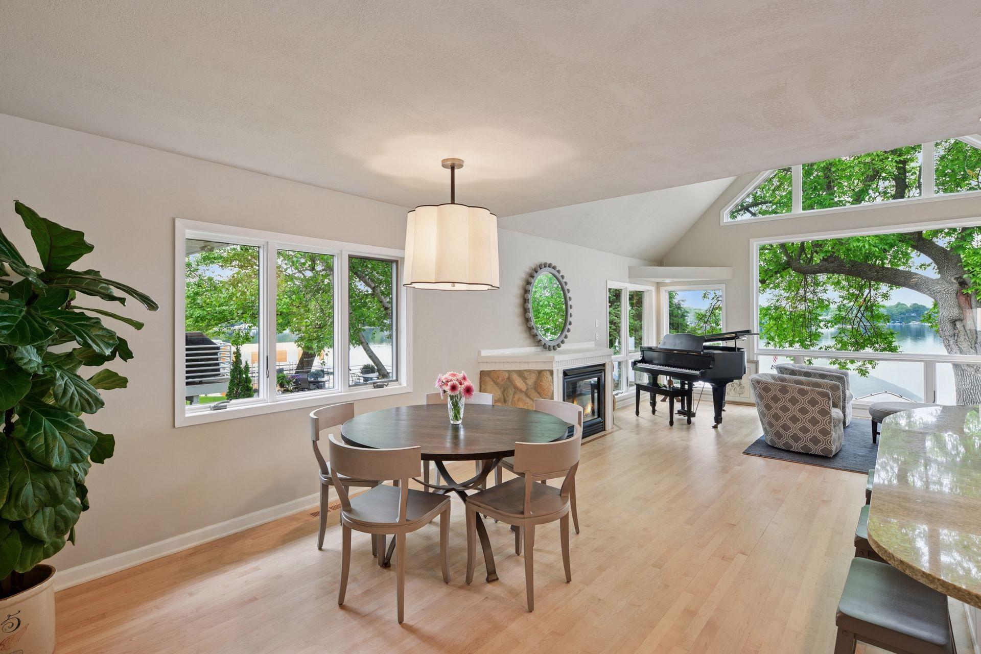 5125 Greenwood Circle