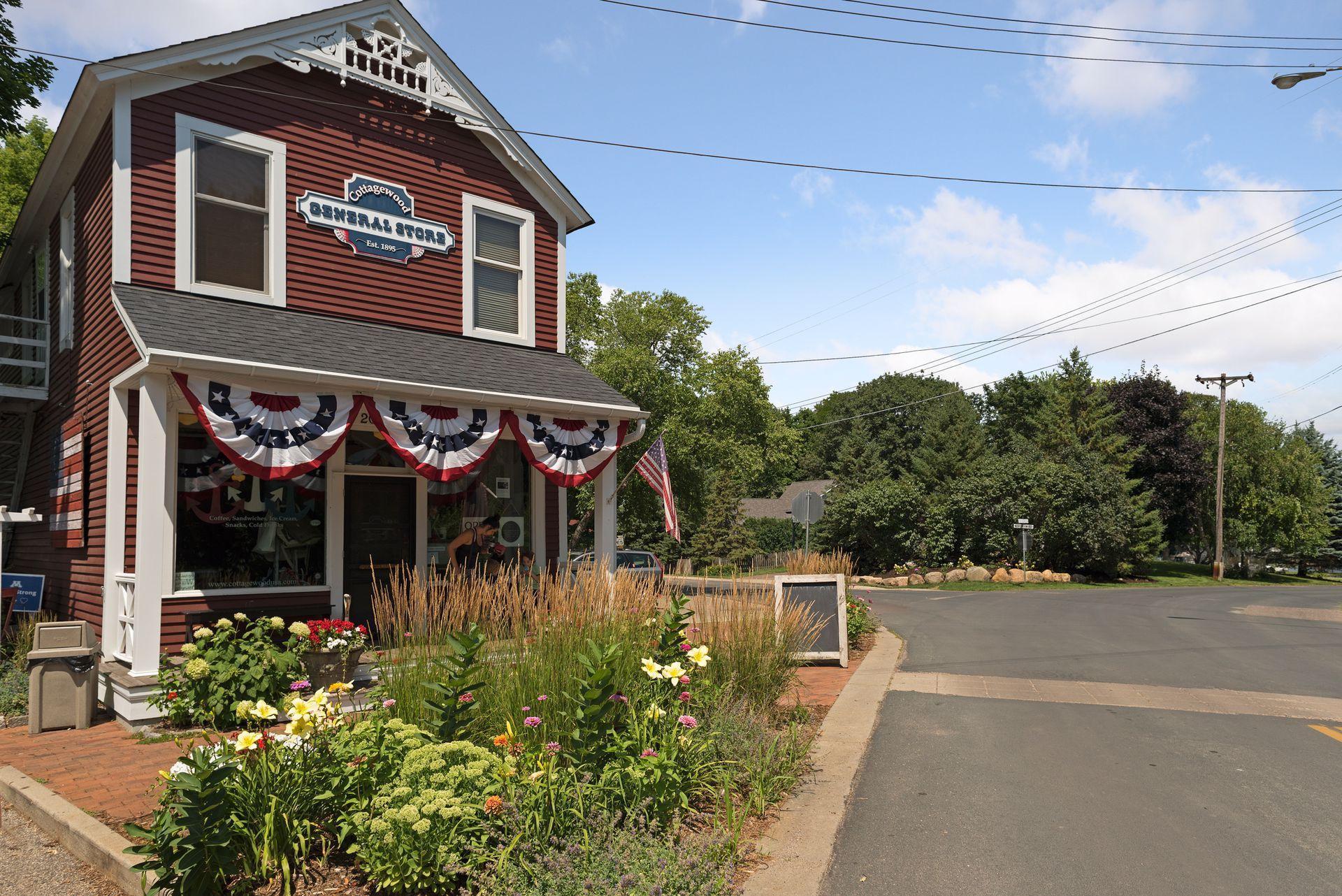 5125 Greenwood Circle