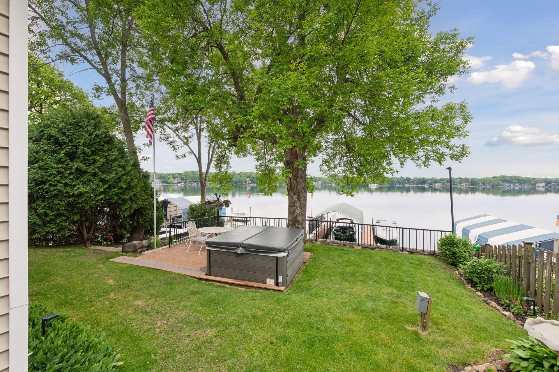 5125 Greenwood Circle