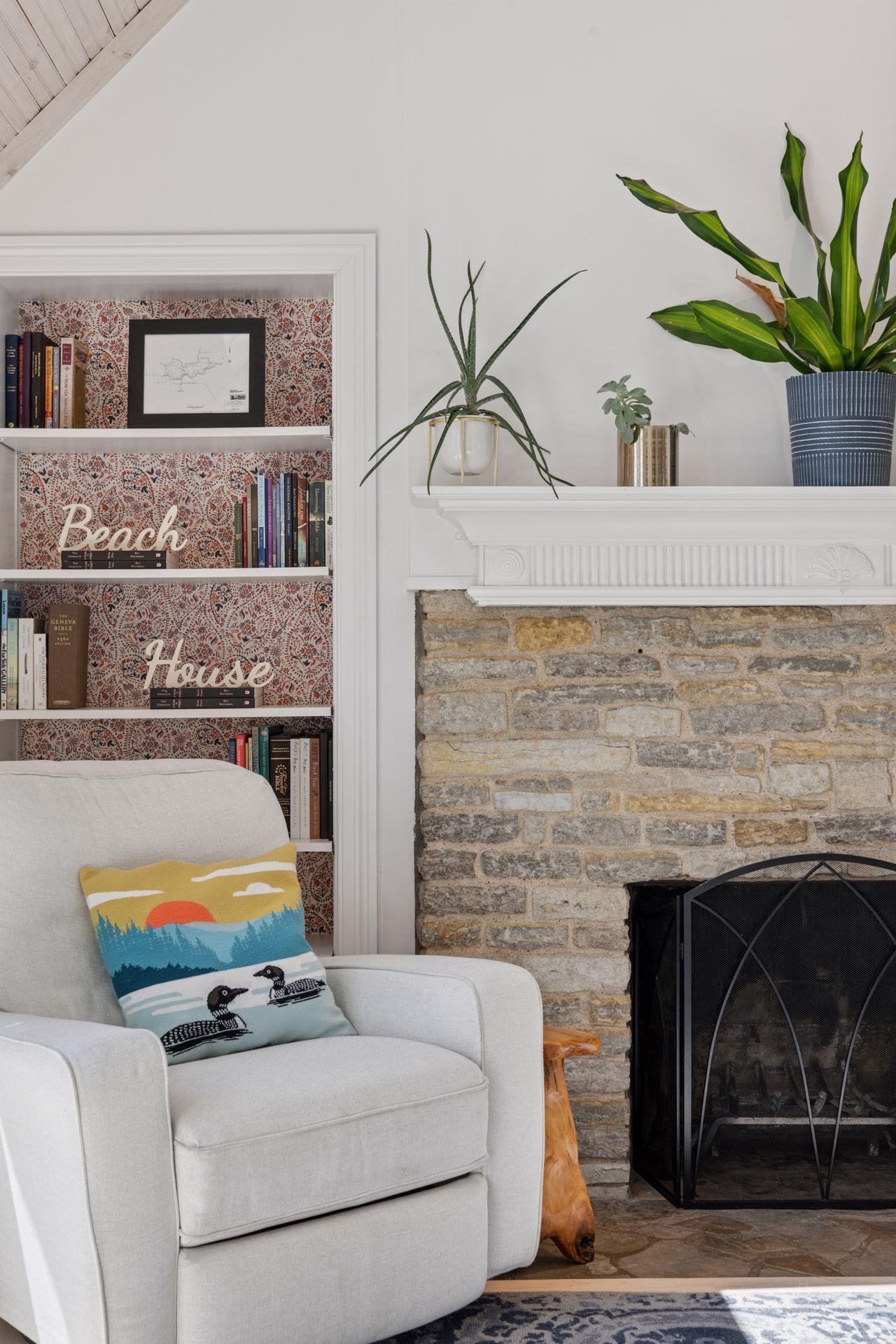 1575 Long Lake Boulevard