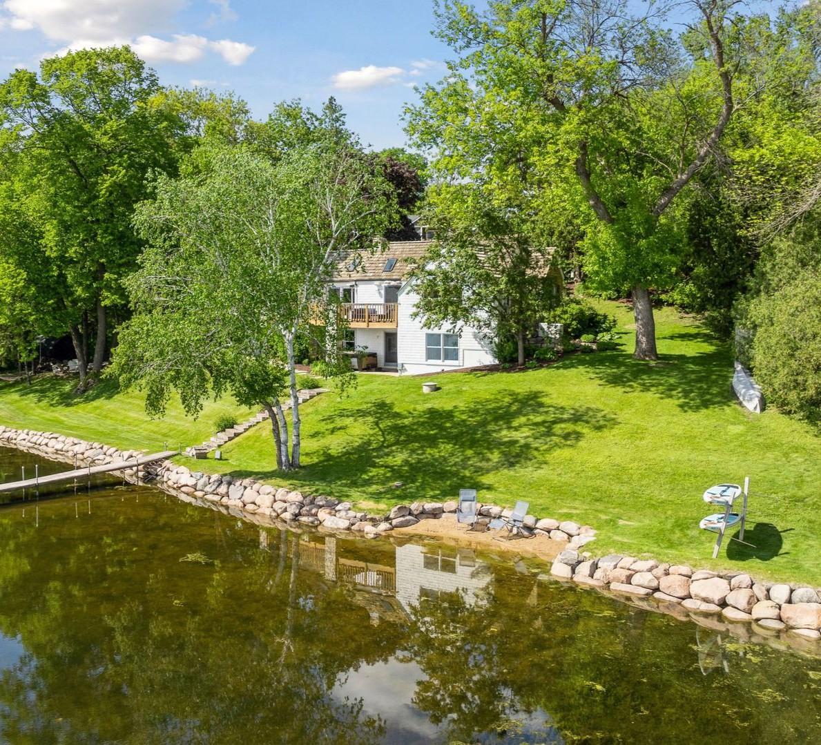 1575 Long Lake Boulevard