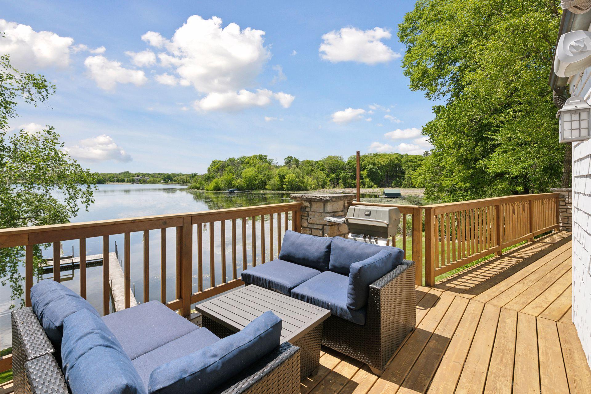 1575 Long Lake Boulevard