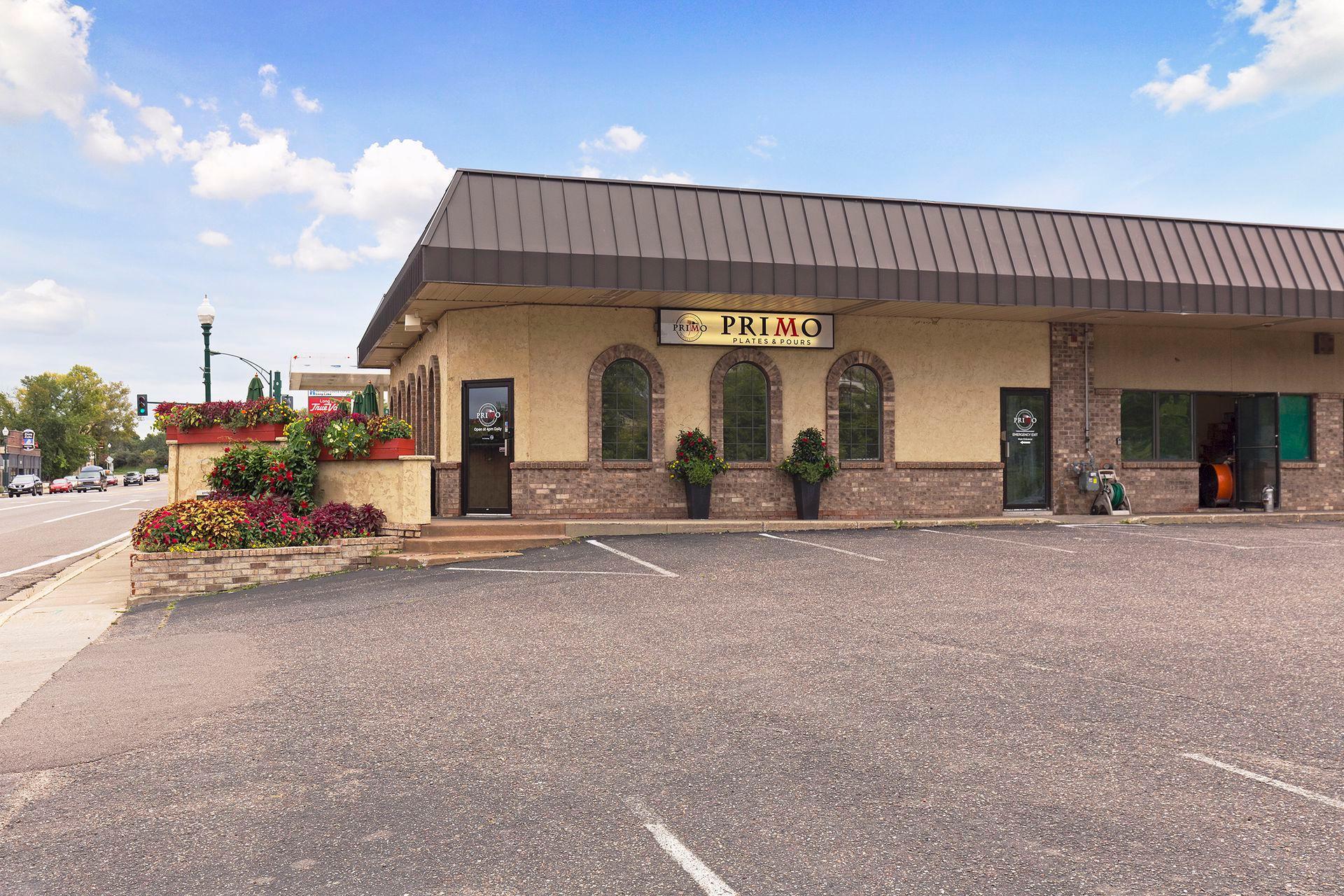 1575 Long Lake Boulevard