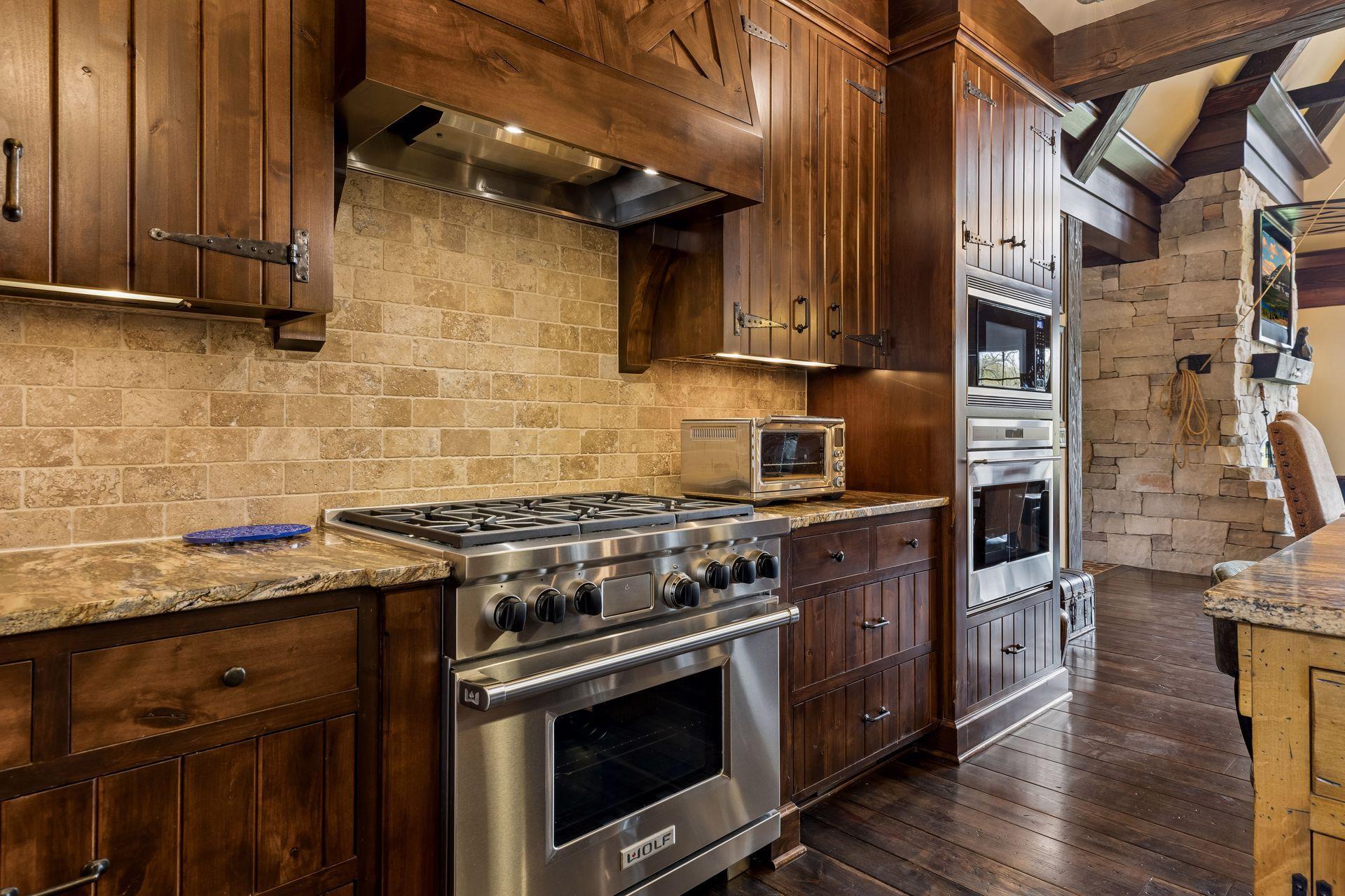 1610 Locust Hills Place