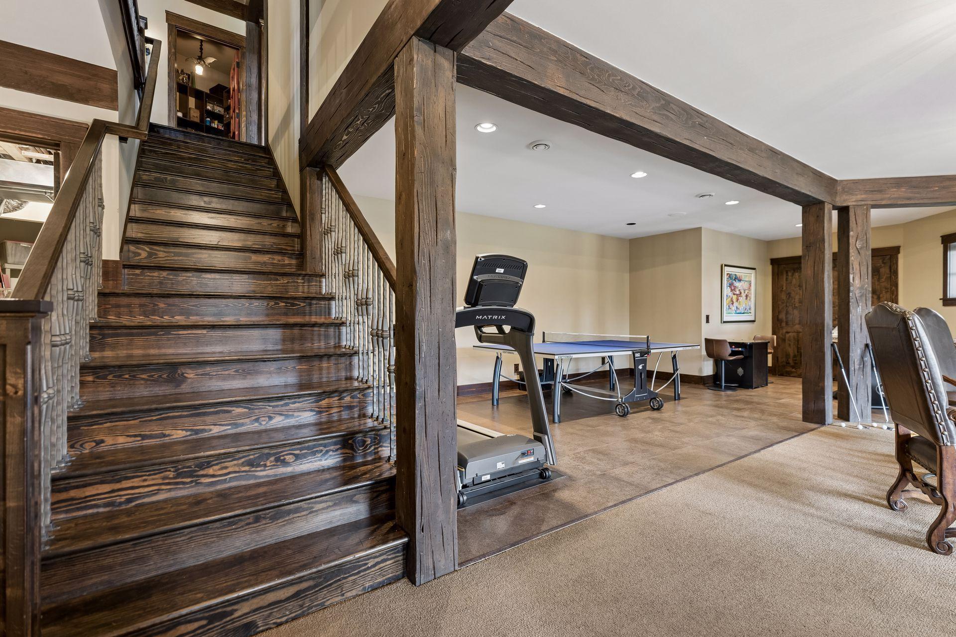1610 Locust Hills Place