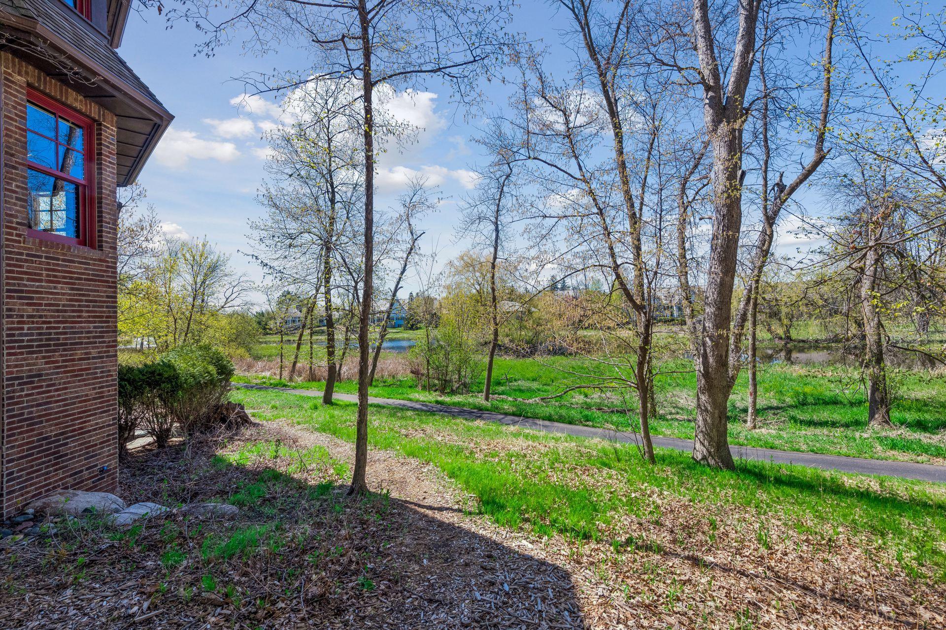 1610 Locust Hills Place