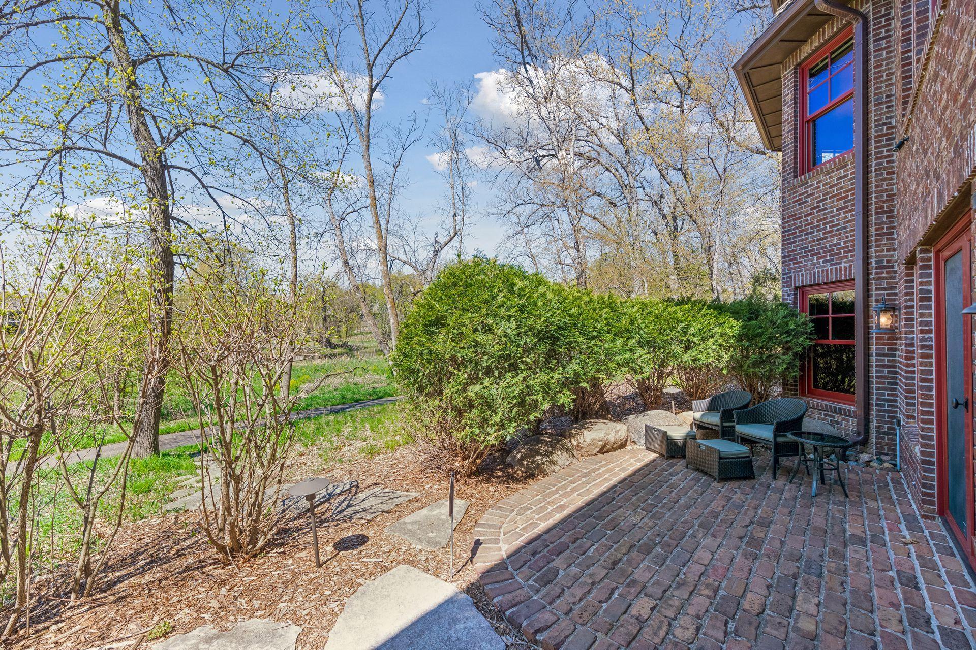 1610 Locust Hills Place