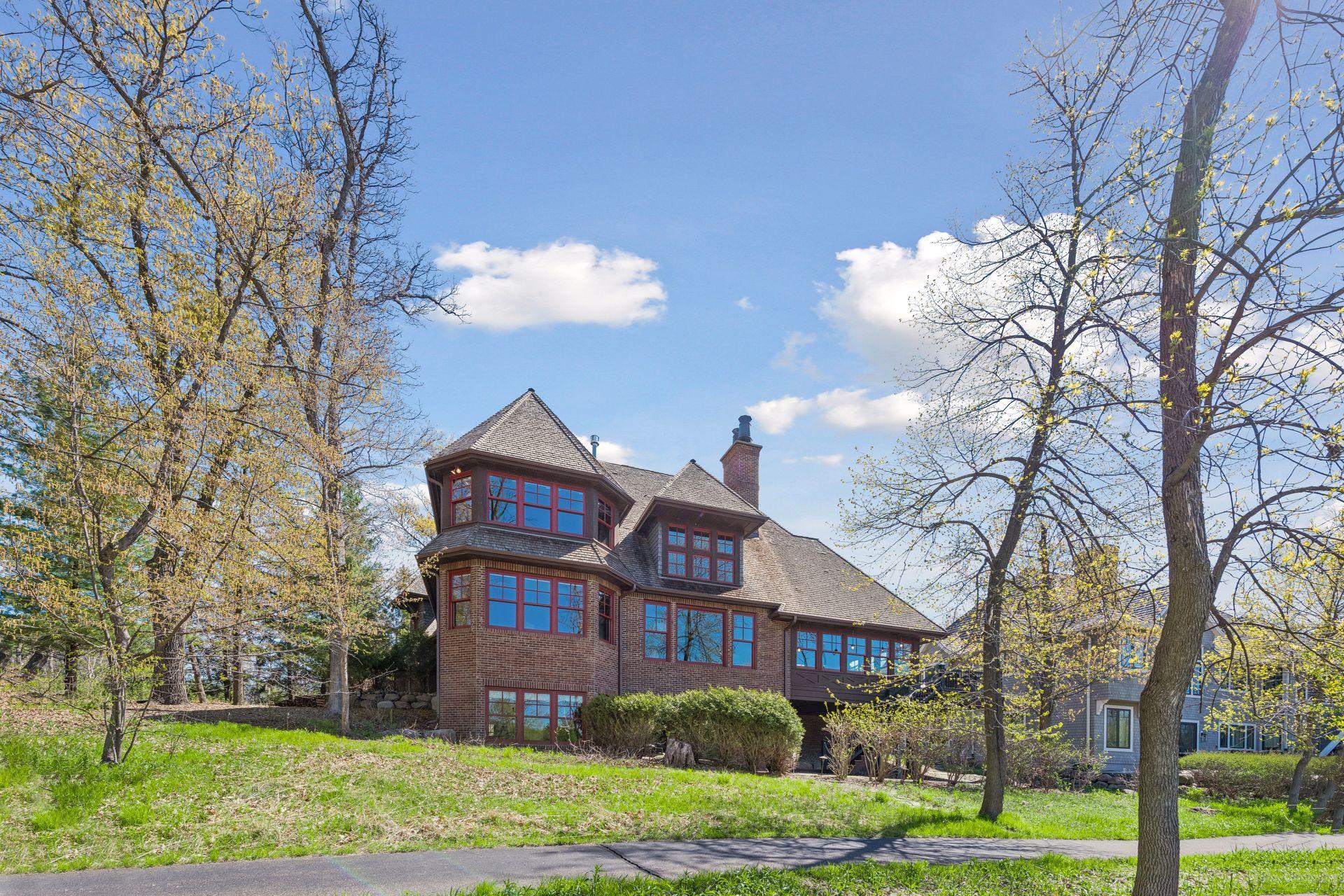 1610 Locust Hills Place