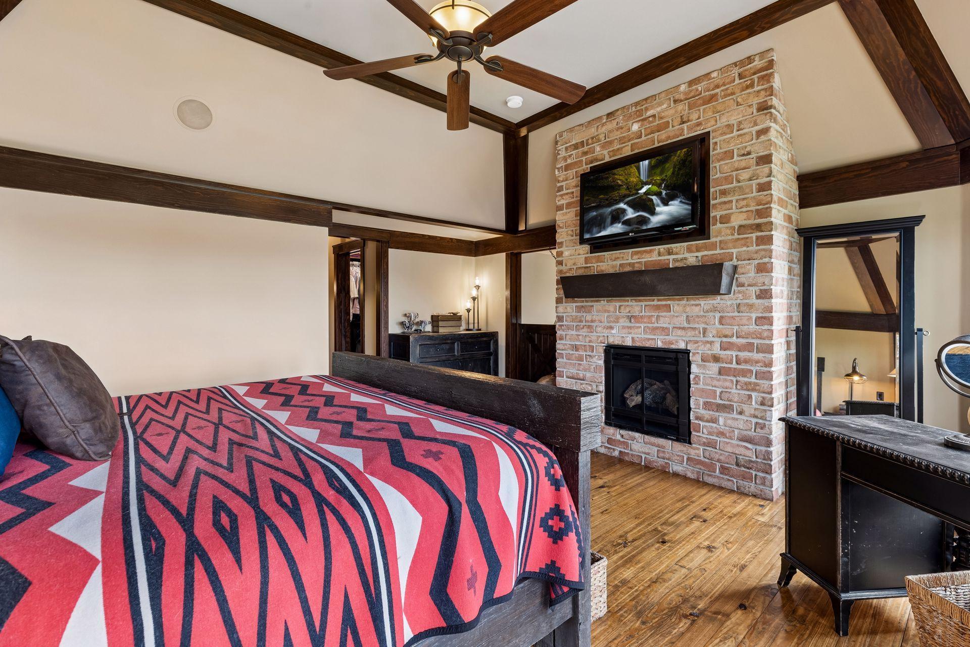 1610 Locust Hills Place