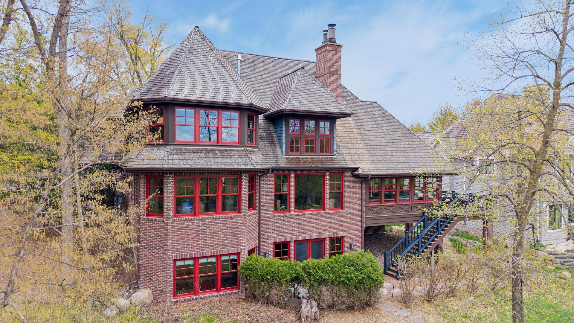 1610 Locust Hills Place