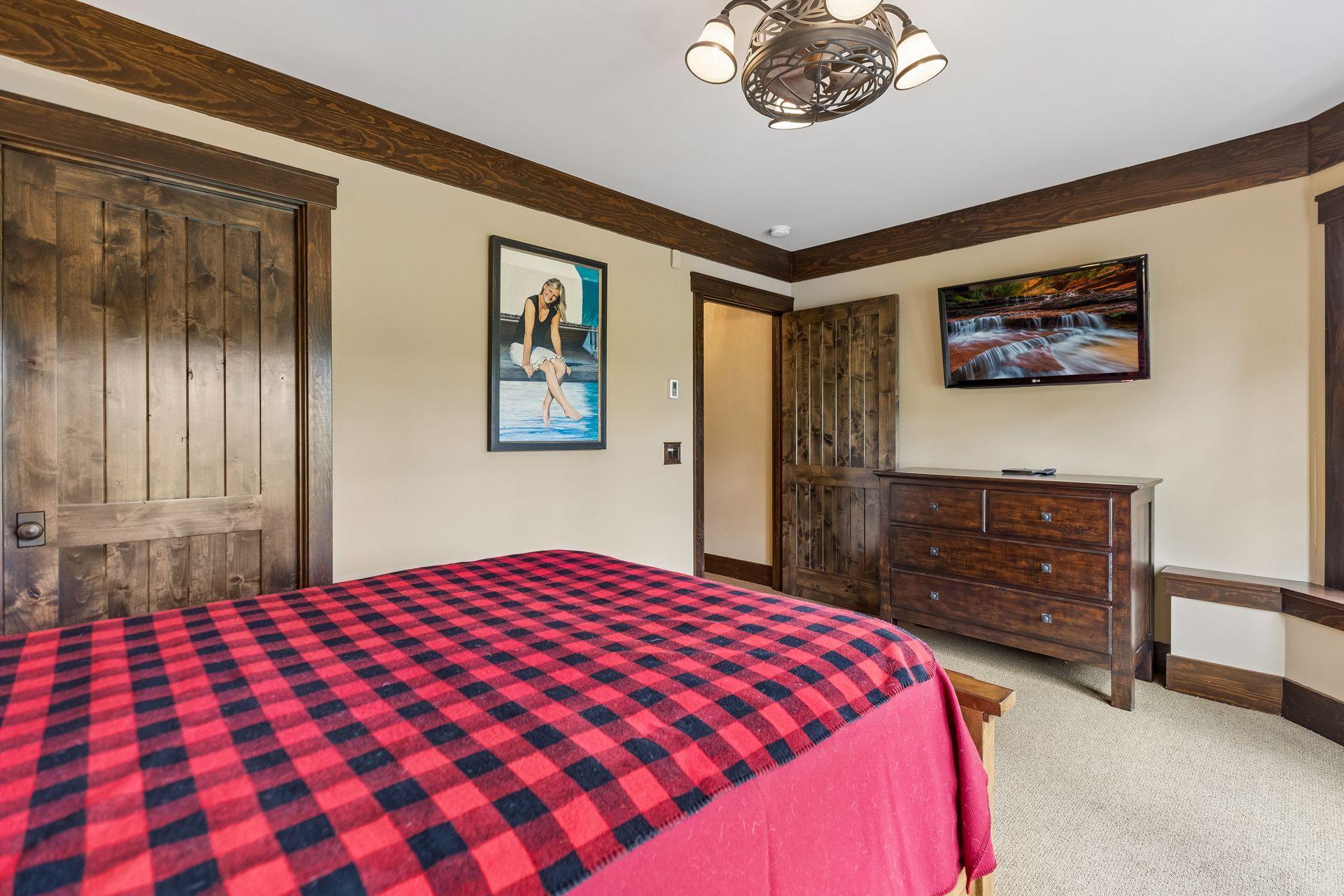 1610 Locust Hills Place