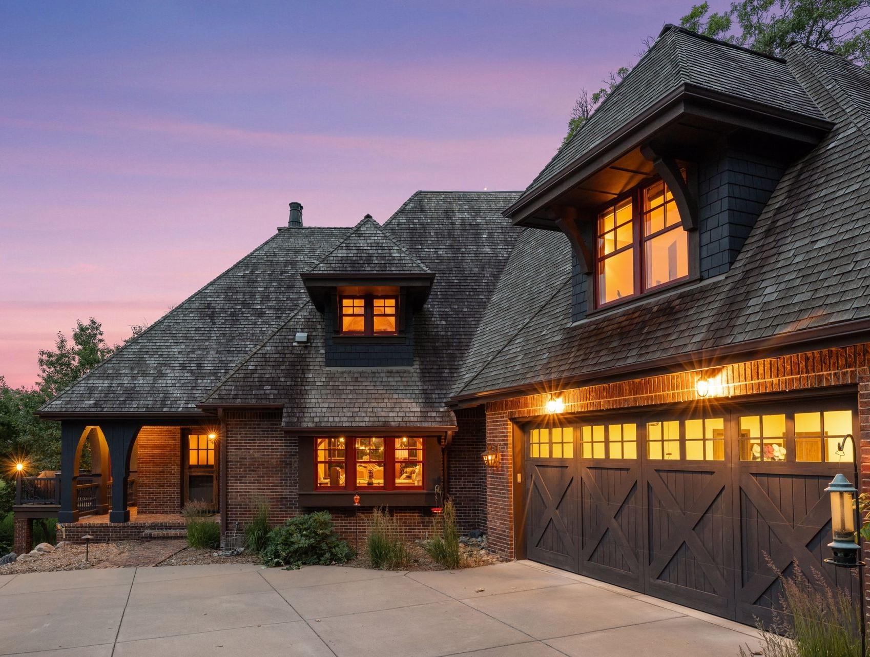 1610 Locust Hills Place