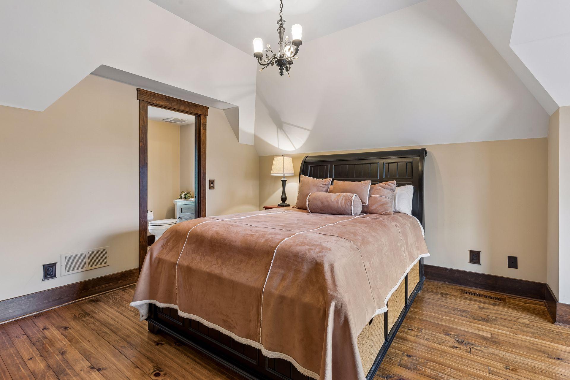 1610 Locust Hills Place