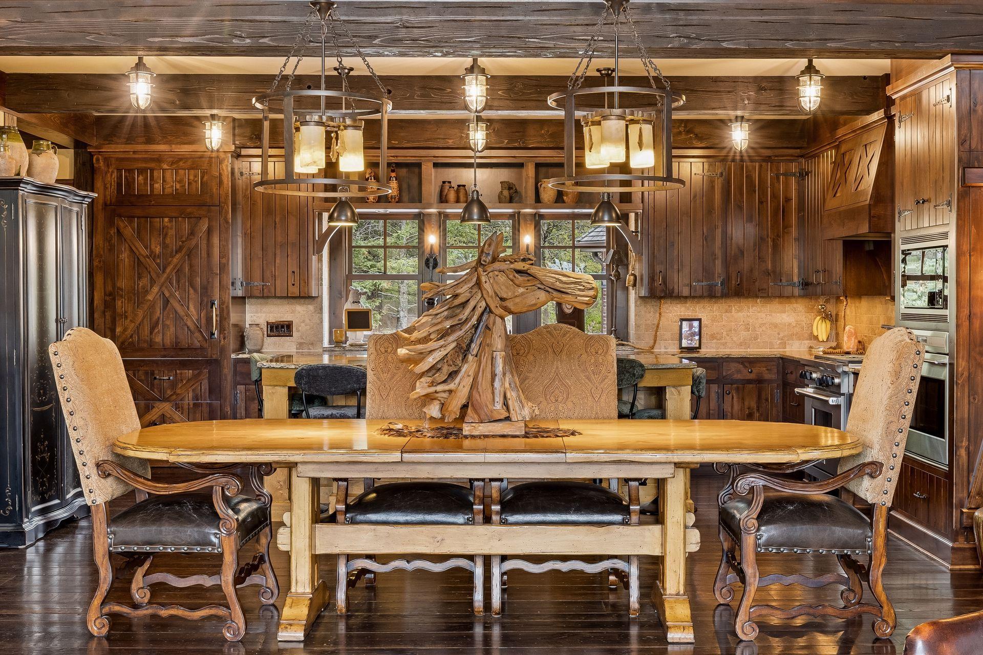 1610 Locust Hills Place