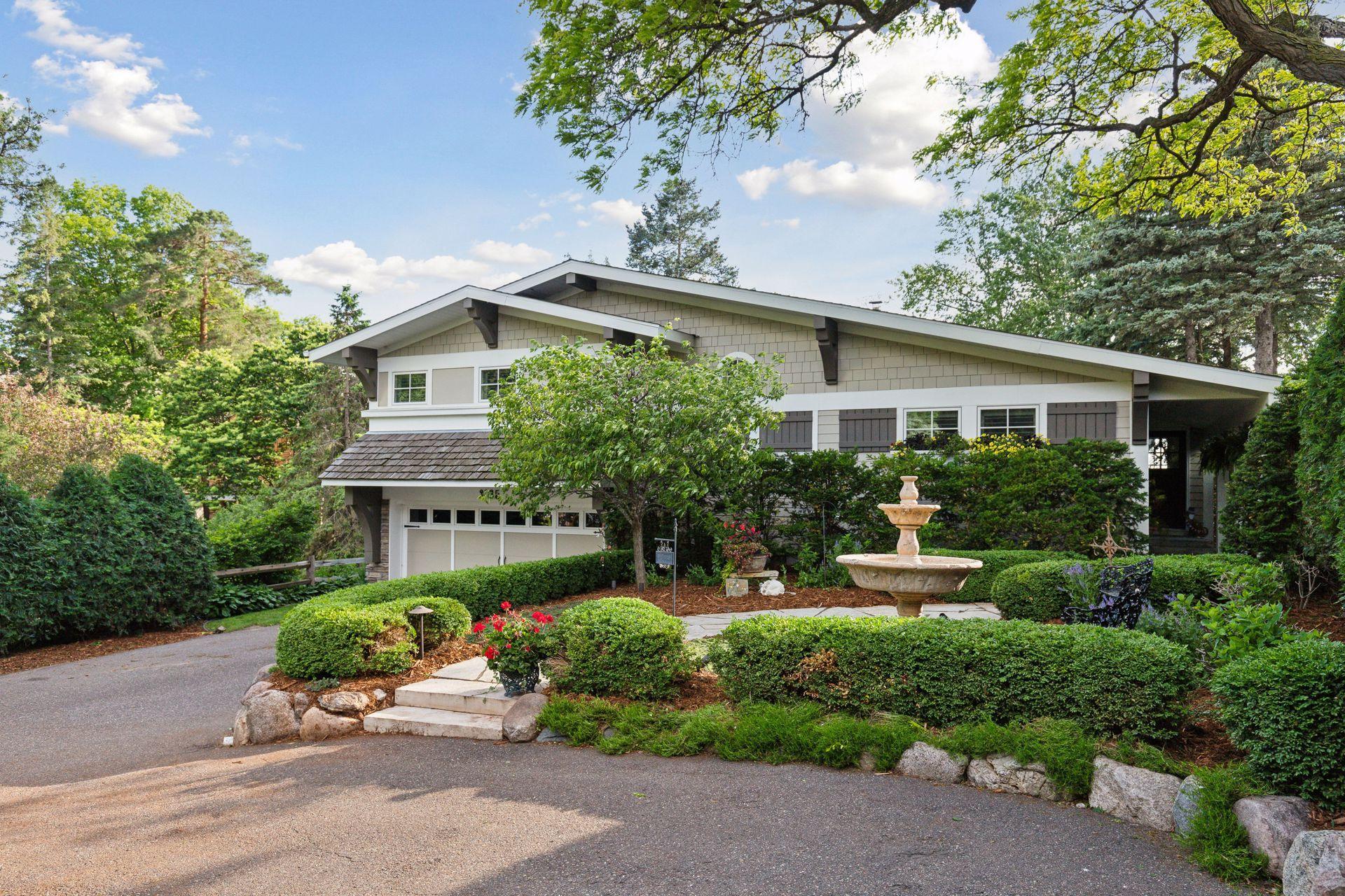 3035 Casco Point Road
