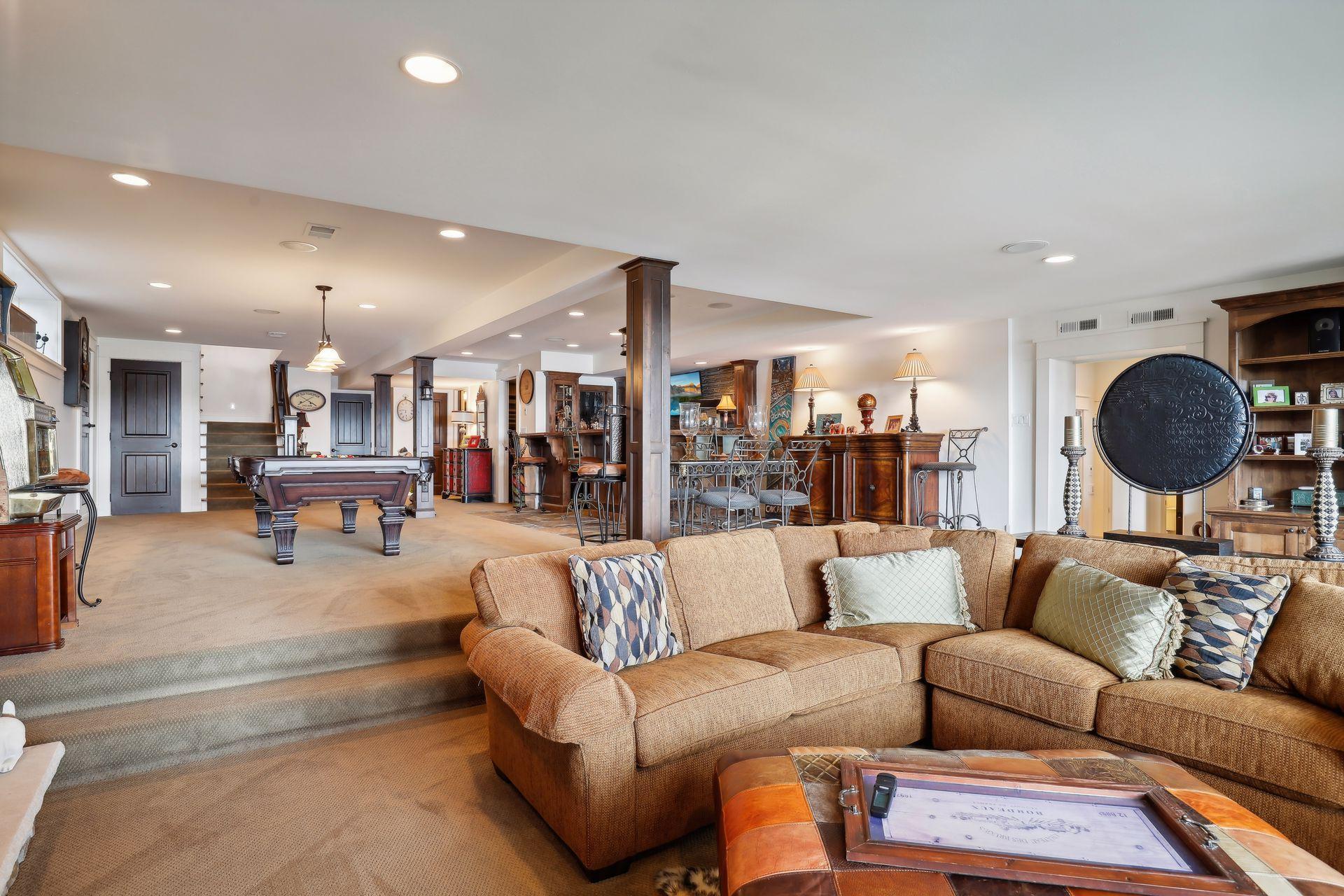 3035 Casco Point Road