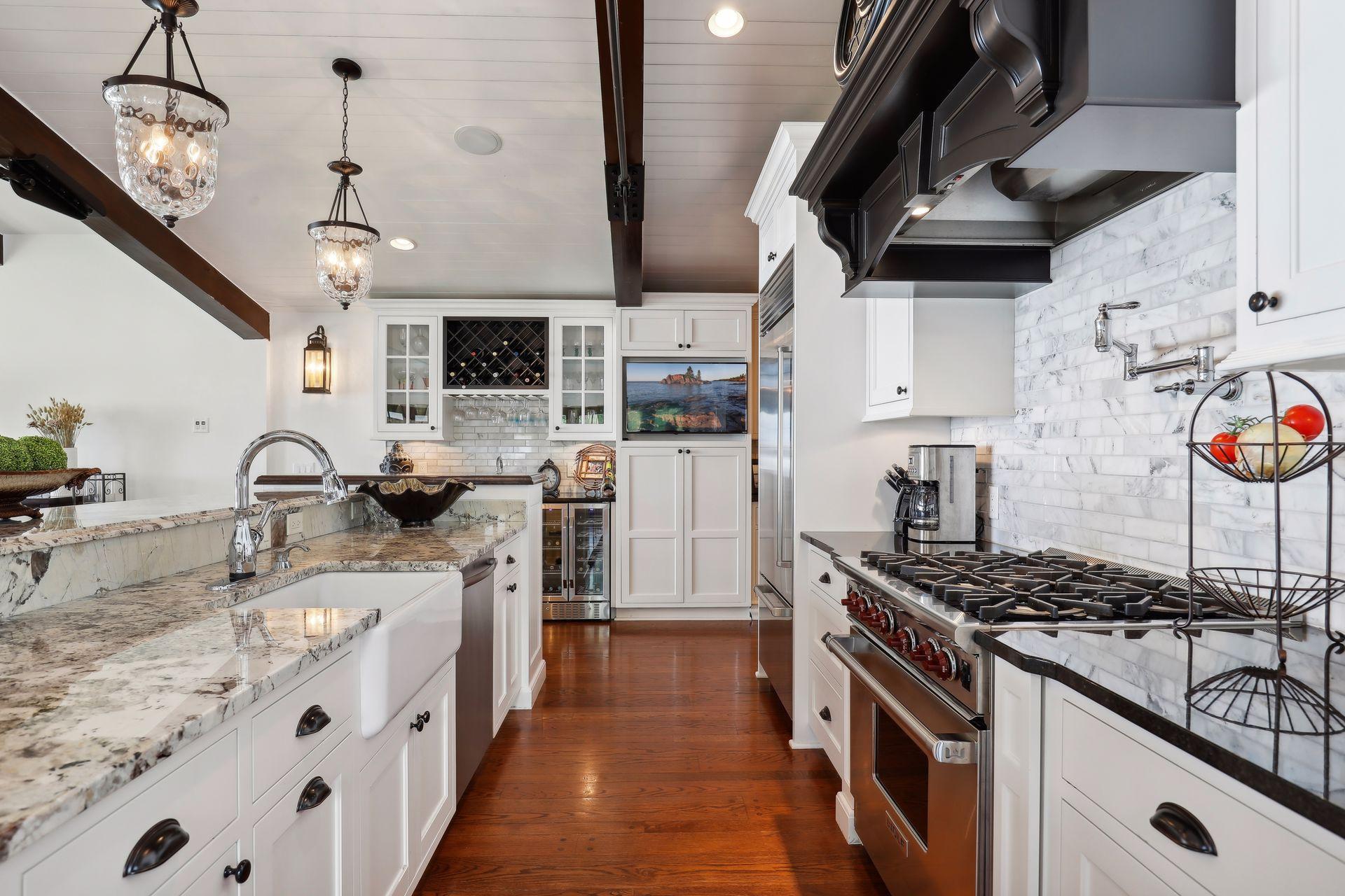 3035 Casco Point Road