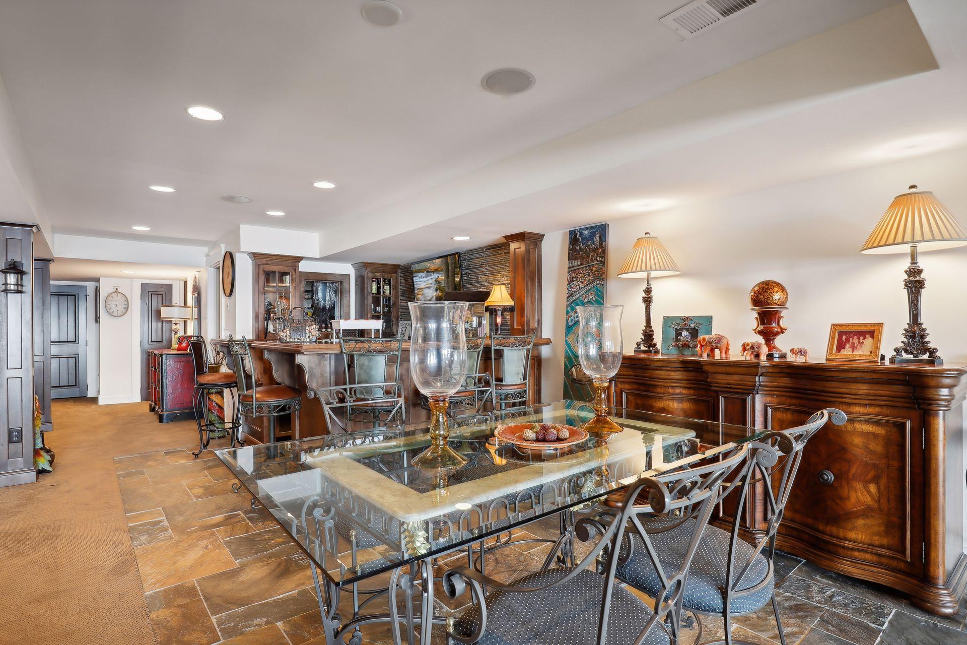 3035 Casco Point Road
