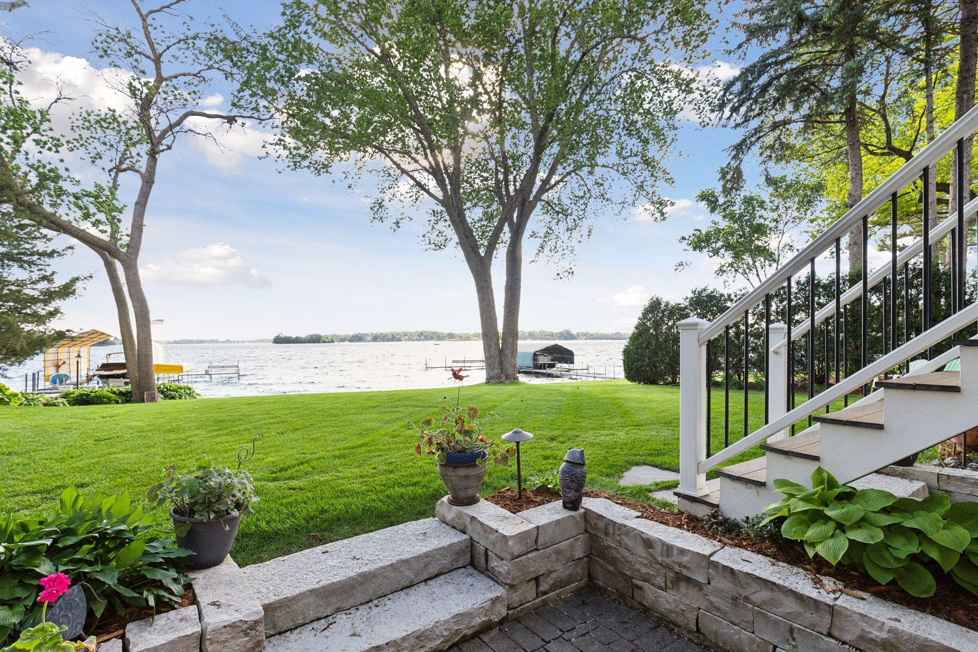 3035 Casco Point Road