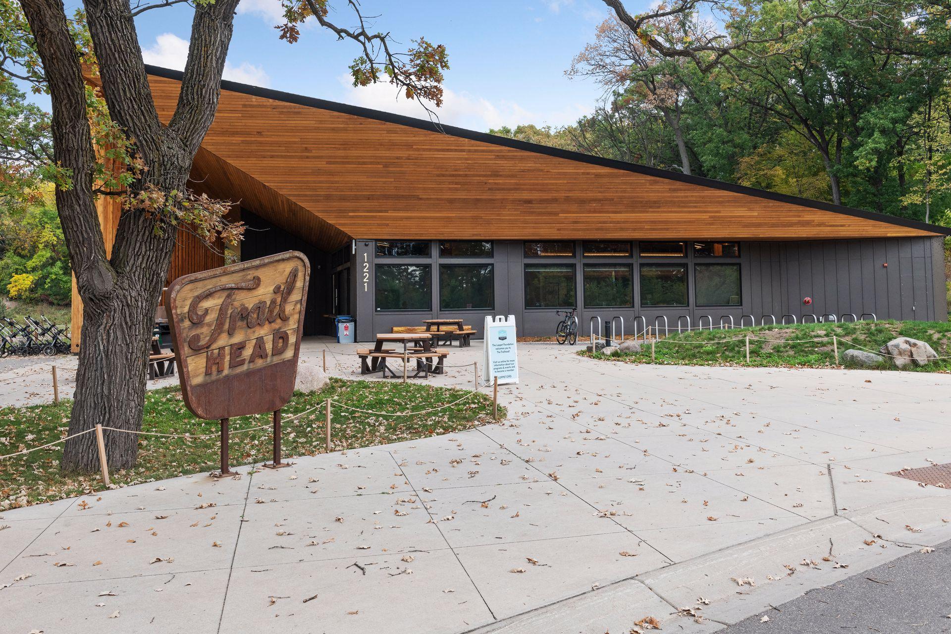 2131 Perry Avenue N