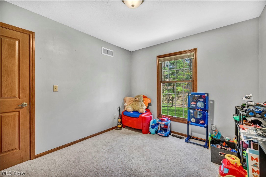 19395 Spinnaker Circle