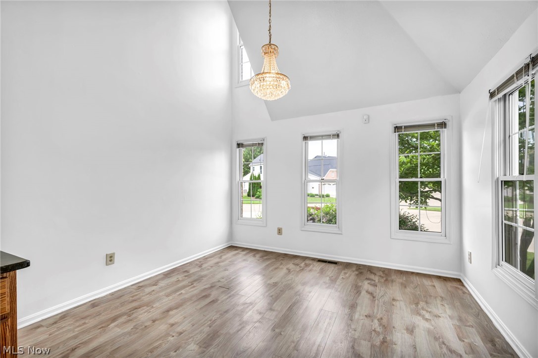 25 Nantucket Row