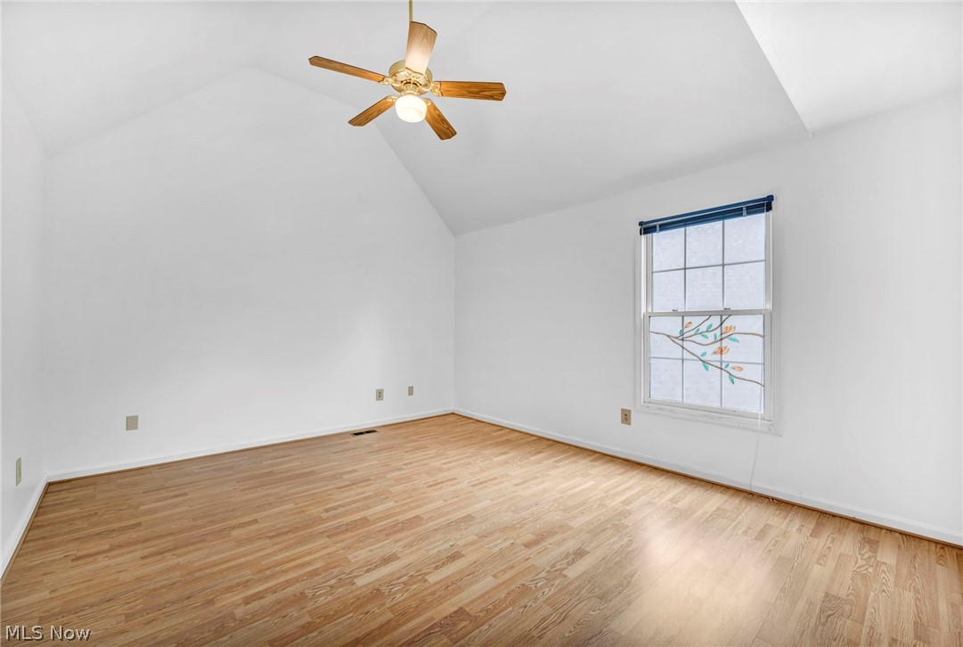 25 Nantucket Row