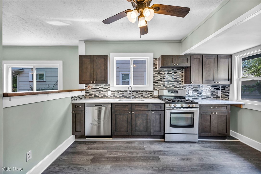 3234 W 115th Street