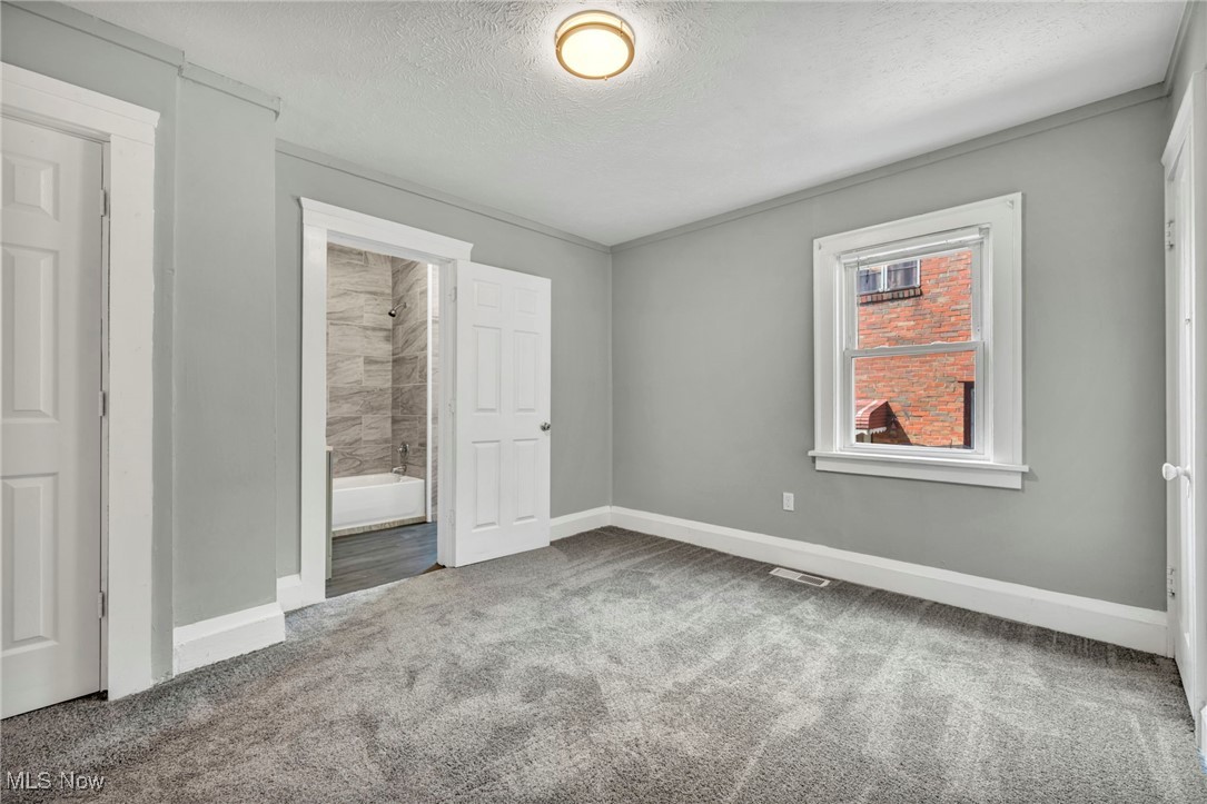 3234 W 115th Street