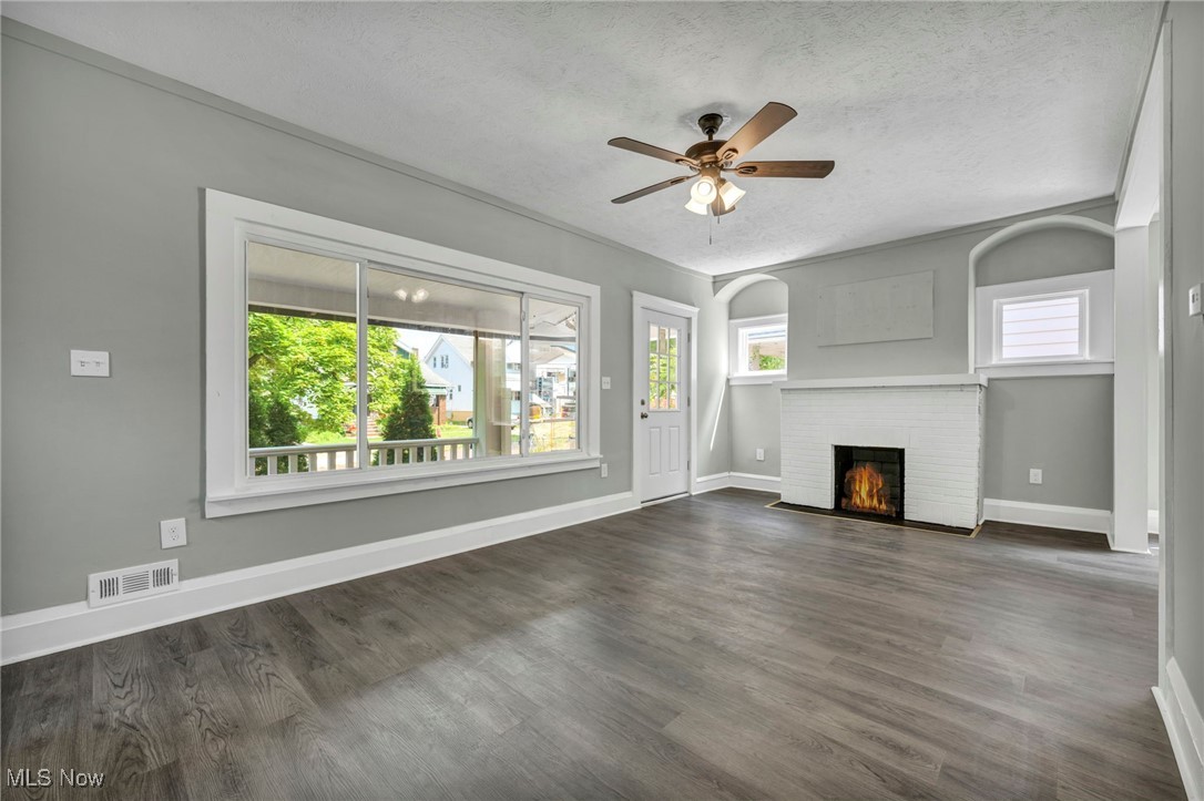 3234 W 115th Street
