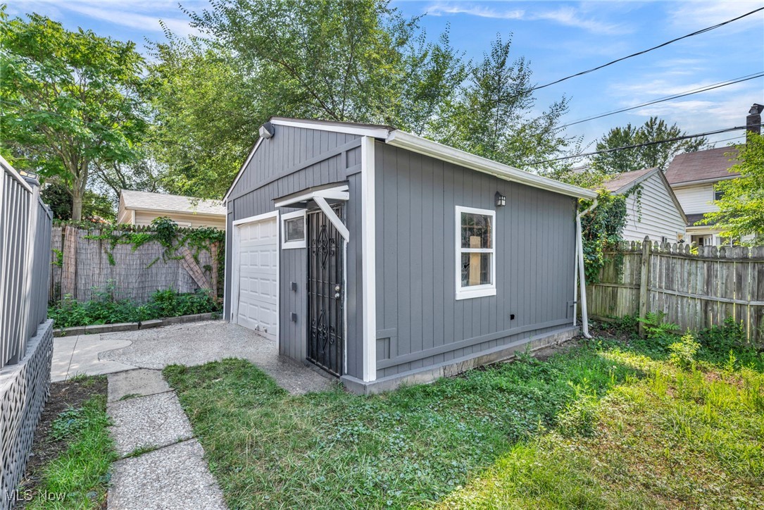 3234 W 115th Street
