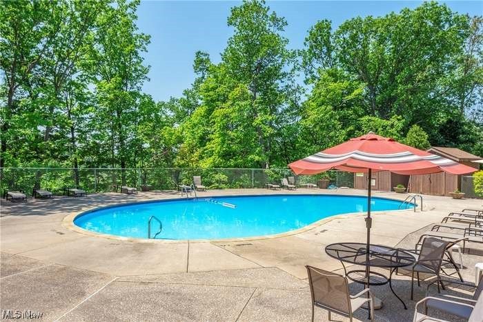 18501 Hilliard 111