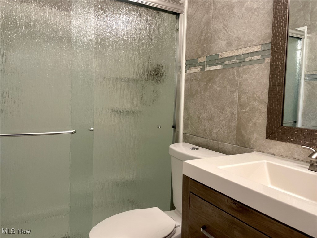18501 Hilliard 111