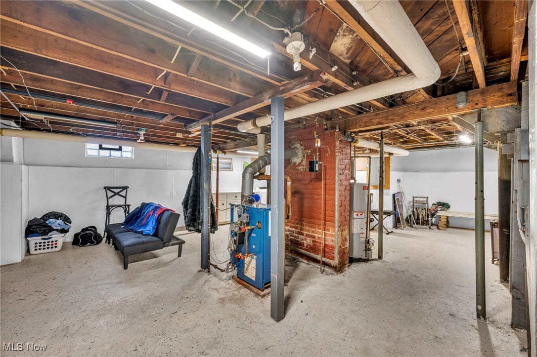 5965 Hodgman Drive
