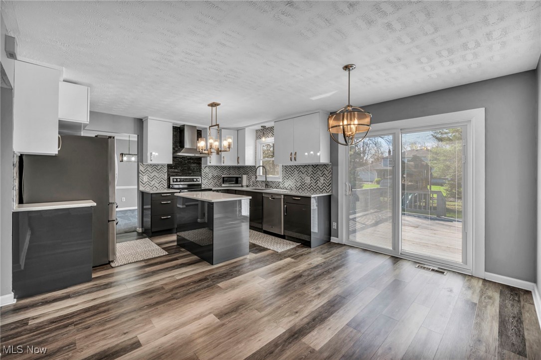 9941 River Oaks Drive