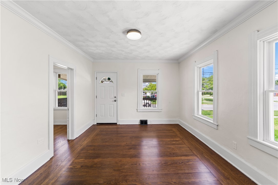 607 W 22nd Street